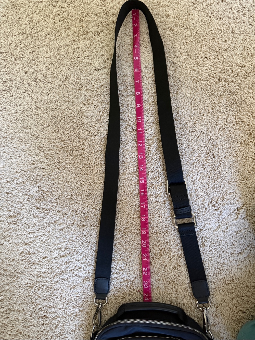 Quince Black Crossbody Bag with Adjustable Strap - Picture 7 of 8